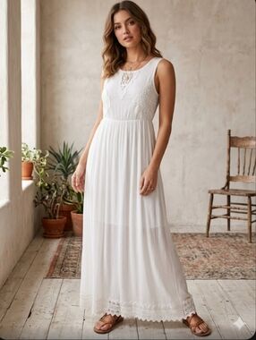 Vero Moda Crochet Lace Trimmed Maxi Dress